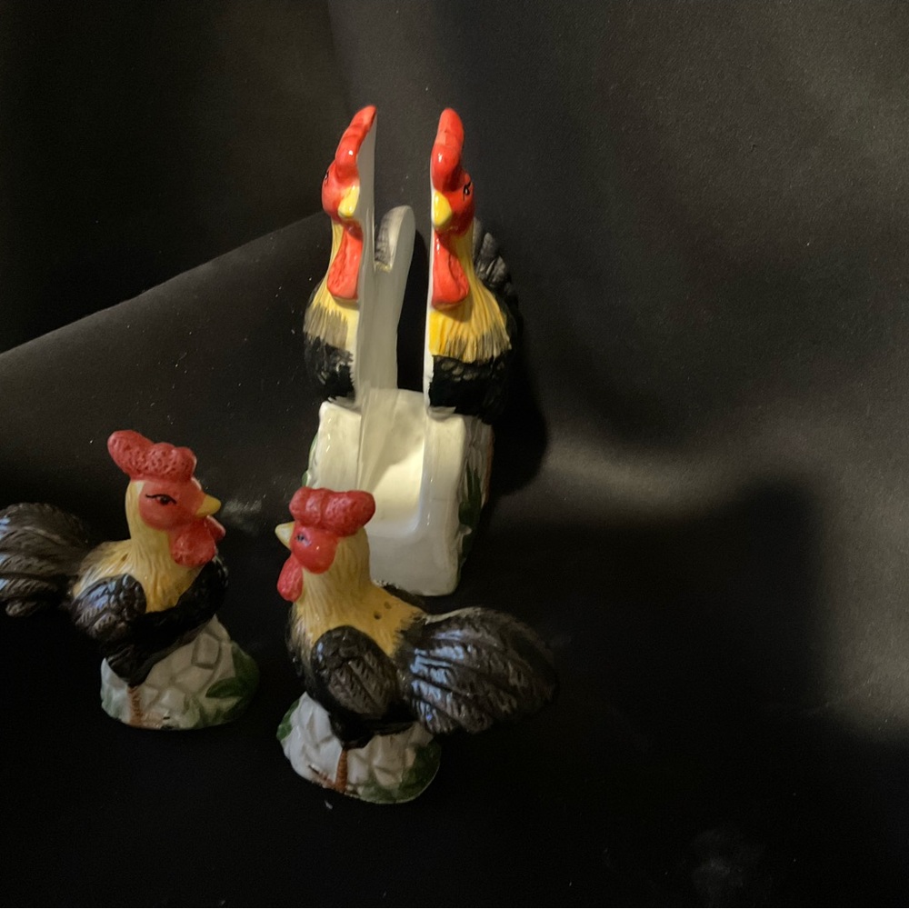 Colorful Rooster Salt Pepper & Napkin Holder Figurine Set - Picture 4 of 9